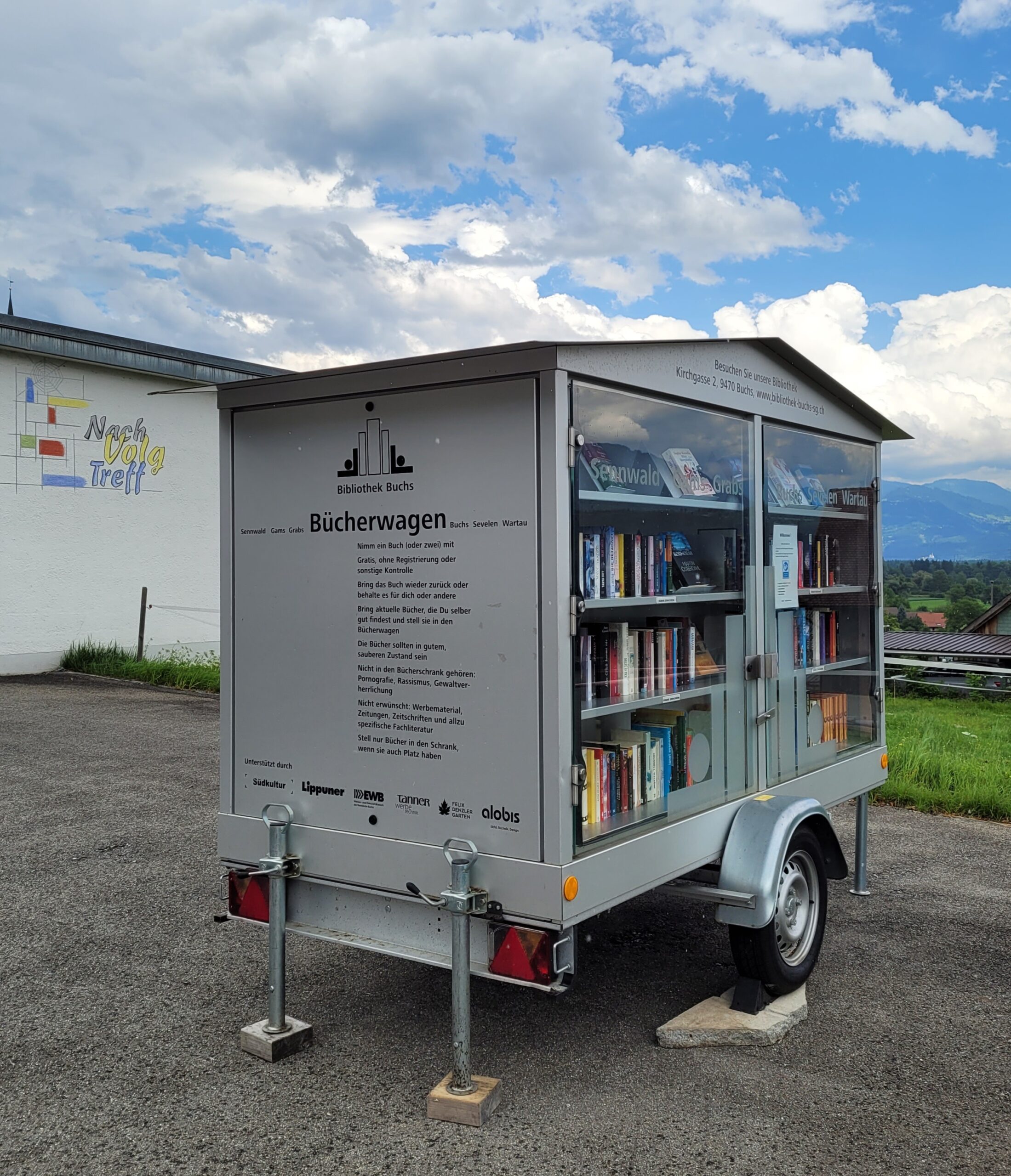 Bücherwagen